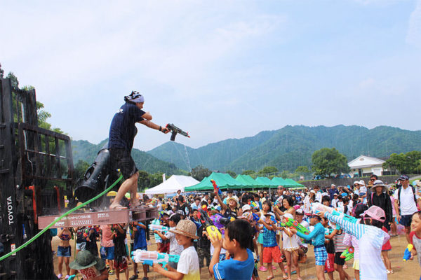 丹波最大の水のお祭り『SPLASH!!丹波!!2018』7/29 大人も子どもも一緒