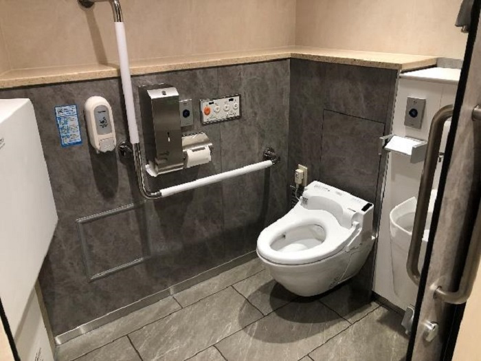 JR三ノ宮駅の西口男性トイレが『ジャズの流れるトイレ』にリニューアル。8月7日から運用開始 神戸ジャーナル