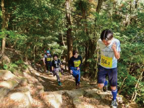 摩耶山で行われる 第5回シム記念 摩耶登山マラソン 参加ランナーの募集開始 9 29まで 12 2開催 神戸ジャーナル