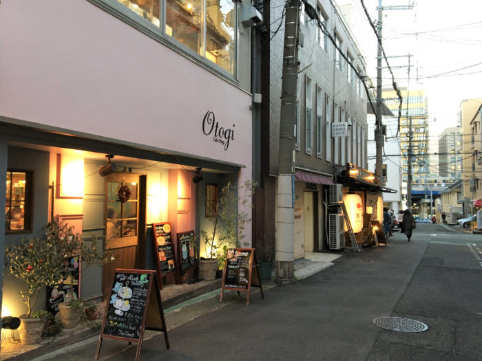 トアウエストにある Cafe Otogi カフェおとぎ が今年いっぱいで閉店するみたい 映える おとぎの国 イメージの店 神戸ジャーナル