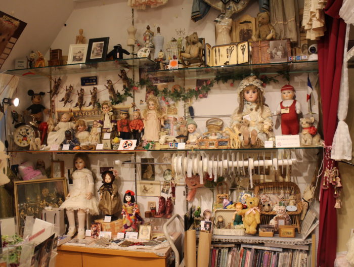 全国でも珍しい人形専門の博物館『神戸ドールミュージアム』で、知られ