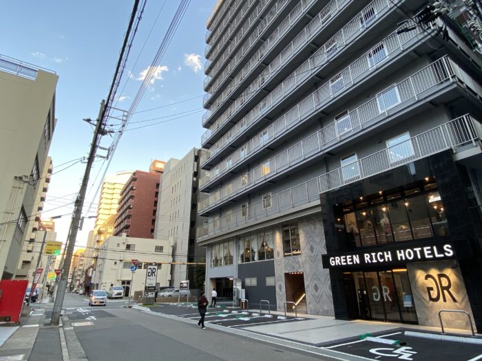 三宮 磯上公園の近くに グリーンリッチホテル 神戸三宮 って14階建てホテルができてる 2階にはフレンチを楽しめるお店も 神戸ジャーナル