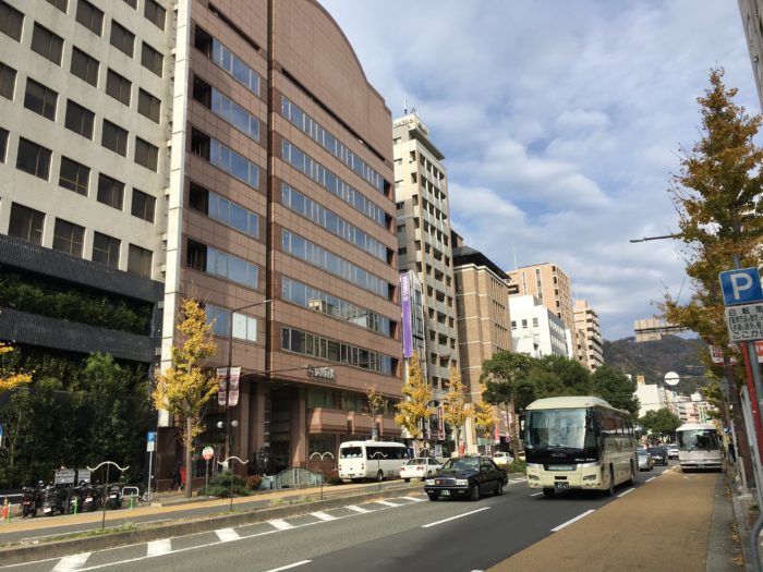 Jr三ノ宮駅から山側すぐに グリーンハウス ヴァルト ってカフェ イタリアンのお店ができてる 人気の グリーンハウス シルバ の姉妹店 神戸ジャーナル