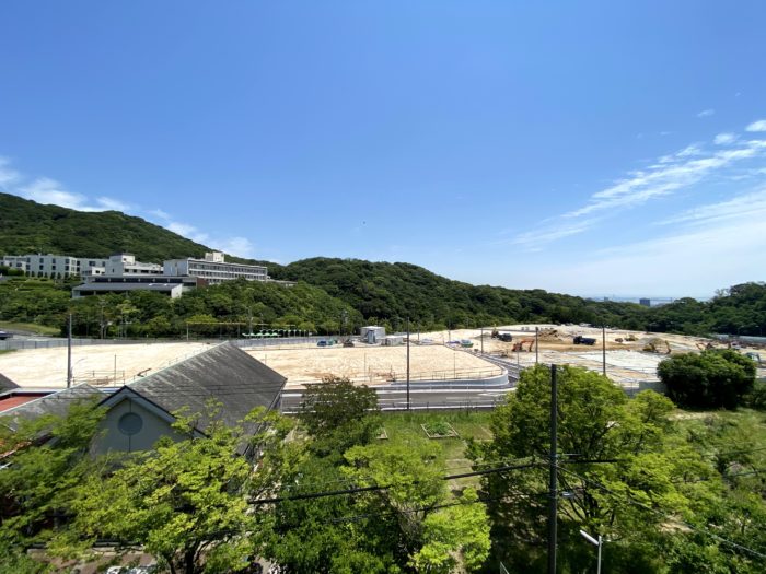 県立こども病院の跡地 須磨区高倉台 の再開発の様子を見てきた 21年11月にオープン予定のお店は ヤマダストアー のほかにも 神戸ジャーナル