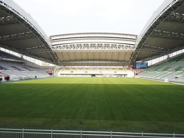 ノエビアスタジアム神戸 の内部に潜入してきた Vip席や選手ロッカールーム 新しくできたハイブリット芝も 神戸ジャーナル