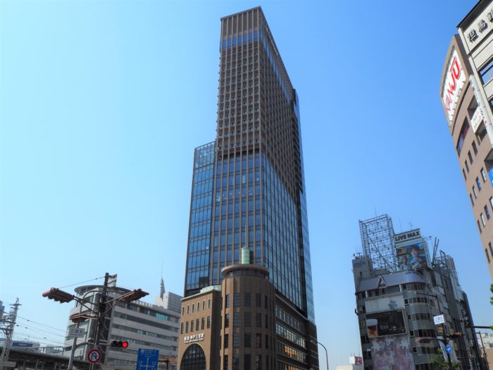 神戸三宮阪急ビル」高層階のホテル『レムプラス神戸三宮』。「眠り」にこだわり「枕」も選べる。「お昼寝」利用も | 神戸ジャーナル