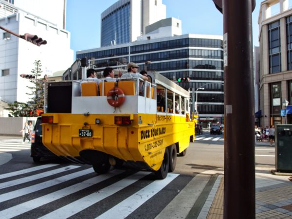 いつの間にかなくなった水陸両用車を使って神戸を周遊する スプラッシュ神戸 まもなく再開 神戸ジャーナル