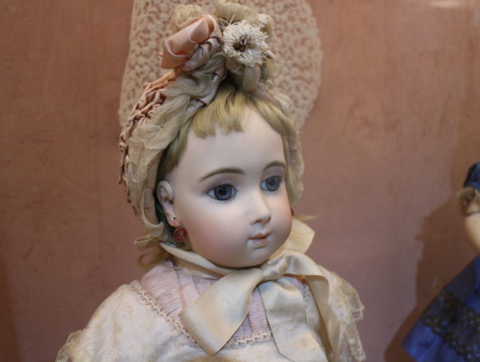 全国でも珍しい人形専門の博物館『神戸ドールミュージアム』で、知られ 