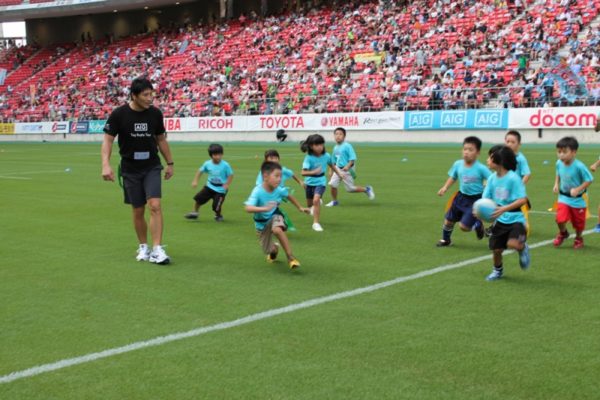 ノエビアスタジアム神戸で タグラグビー教室 Aig Rugby Tour 10 22 子どもが安全に楽しめるラグビー 神戸ジャーナル