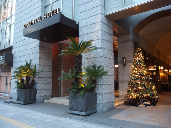 神戸オリエンタルホテルの プレミアム クリスマス ディナー に行ってきた レッドカーペットに迎えられ ディナー 生演奏 カジノを楽しむ 神戸ジャーナル