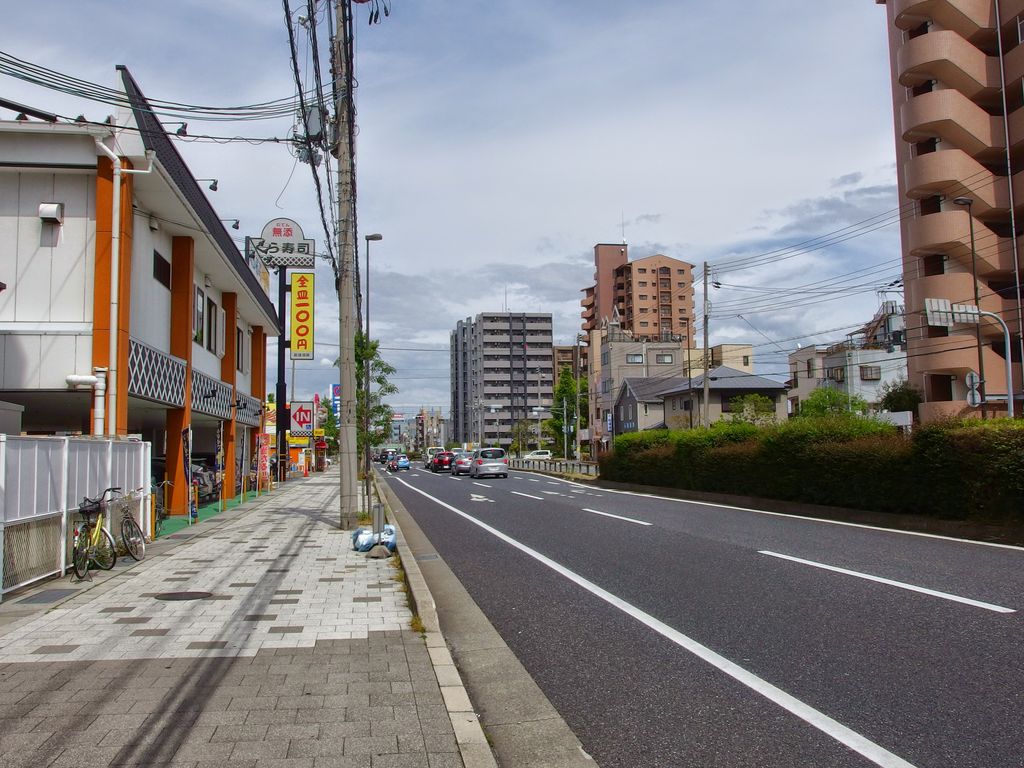 灘区の2号線沿い都賀川付近に 一六 ってラーメン屋さんができてる くら寿司の並びにある濃厚とんこつラーメンのお店 神戸ジャーナル