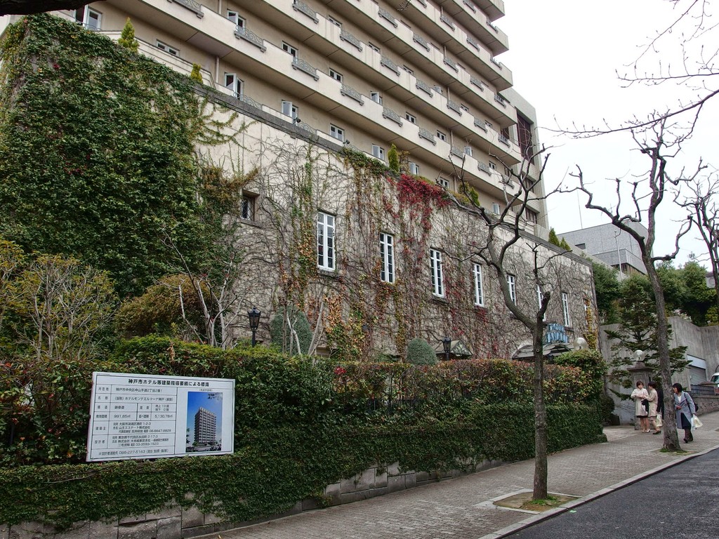 生田神社の横にあるホテル モントレアマリー が3 31 火 で閉館 建て替えで16年秋の開業へ 神戸ジャーナル