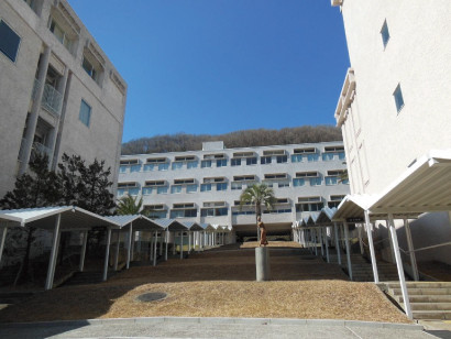 甲南女子大学