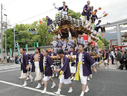 東灘だんじり祭 が今週末に開催される 一足早くアツイ夏が神戸にやってくるのだ 神戸ジャーナル