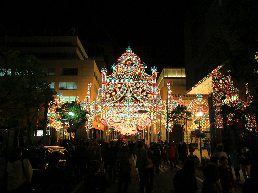 神戸ルミナリエ が12 4 木 12 15 月 開催される 初日には 点灯式 最終日には 消灯式 神戸ジャーナル
