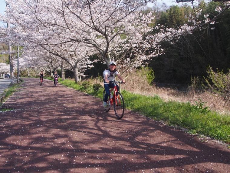 神出山田自転車道 シェアサイクル