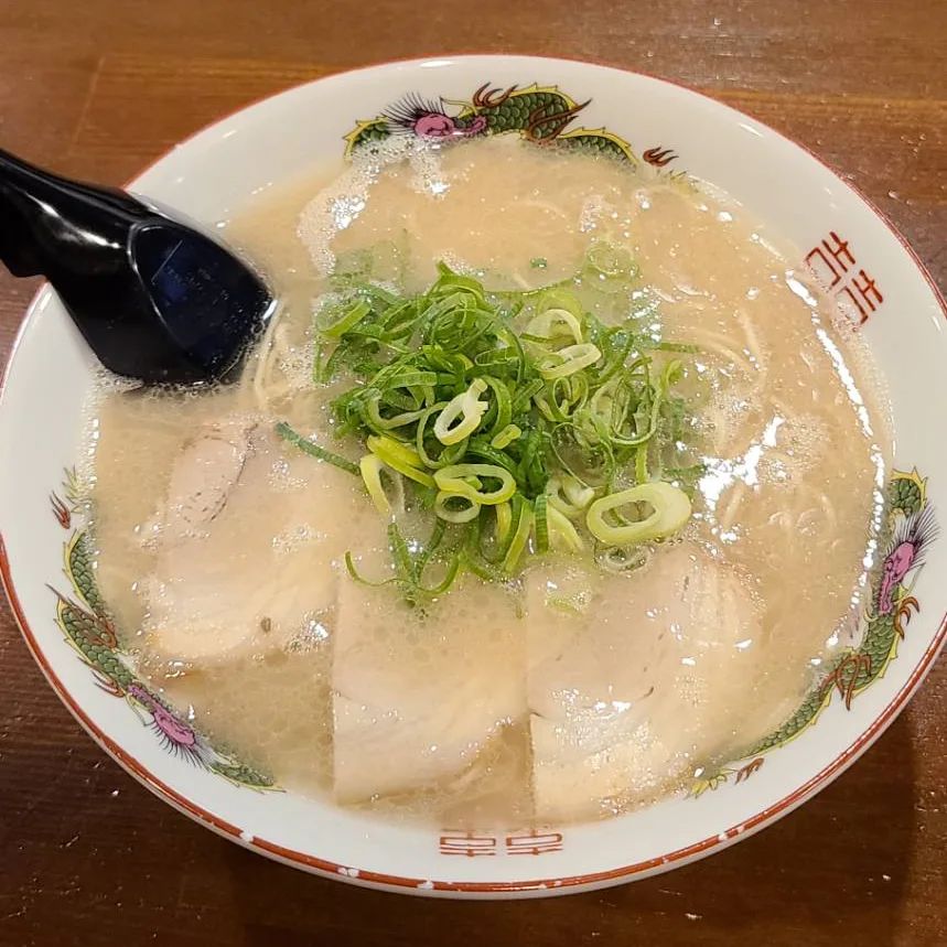 駒ヶ林 六間道商店街 ラーメン オープン 開店 博多豚骨ラーメン 竜ちゃん