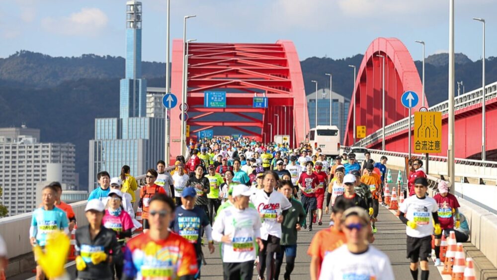 神戸マラソン 交通規制 通行止め 神戸市バス 運休