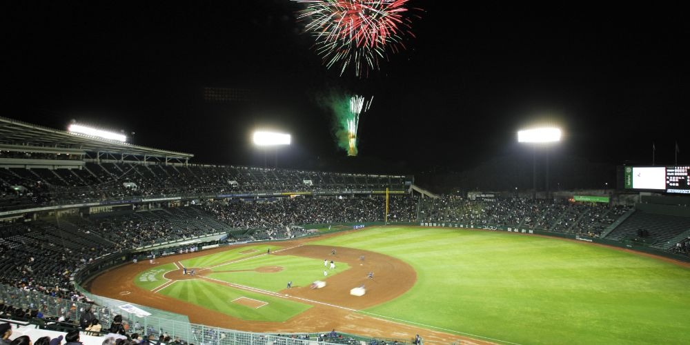 ほっともっとフィールド神戸 総合運動公園 改修