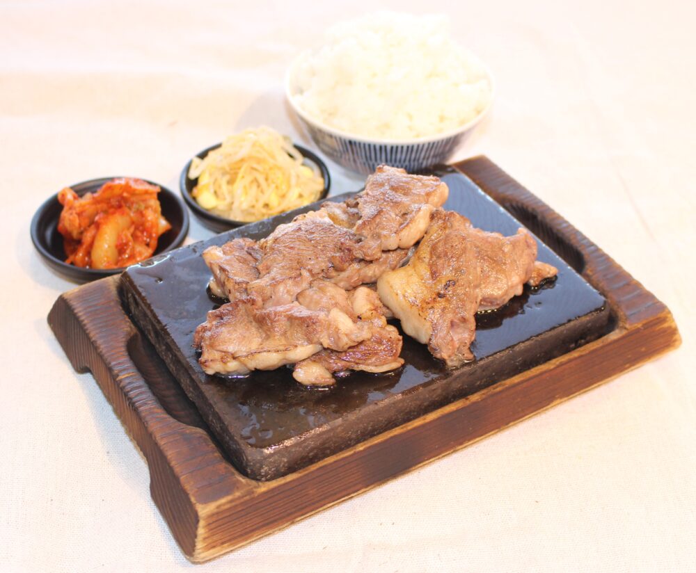 肉料理 焼肉 ステーキ 大衆肉食堂 肉のエサカ 神戸岩岡店 オープン 新店舗 神戸 西区 岩岡 福吉台