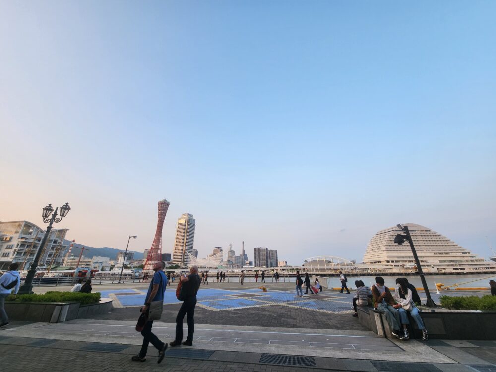 KOBE SOUTH ソンクラーン 神戸 ナイトソンクラーン タイ 水かけ祭り イベント ハーバーランド 高浜岸壁