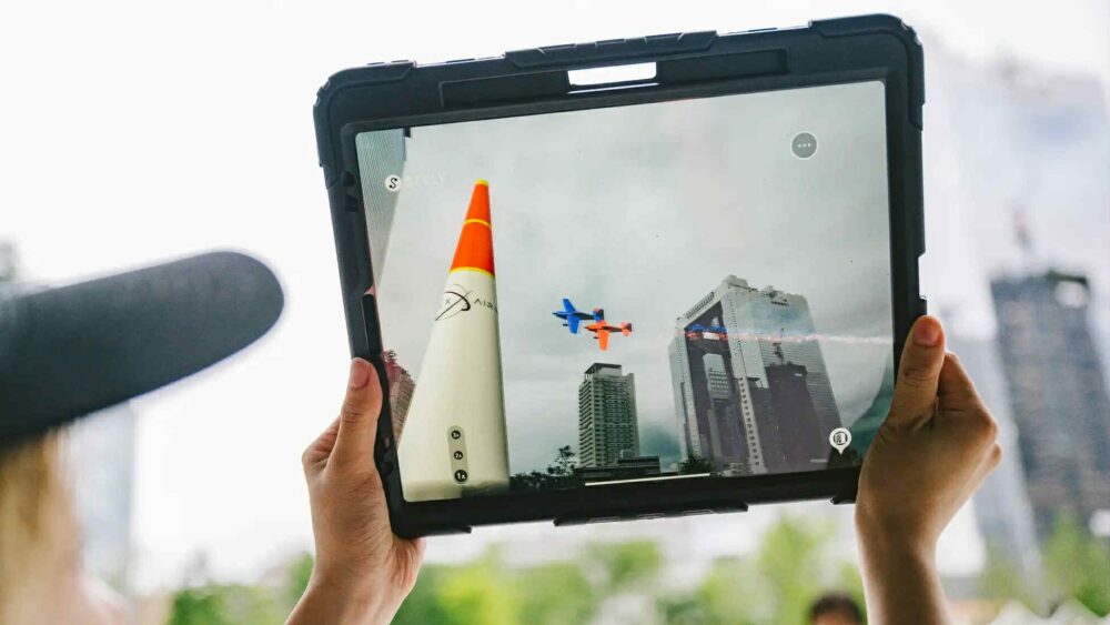 AIR RACE X モータースポーツ 大阪 イベント レース エアレース 室屋義秀 AR アプリ 観戦 関西