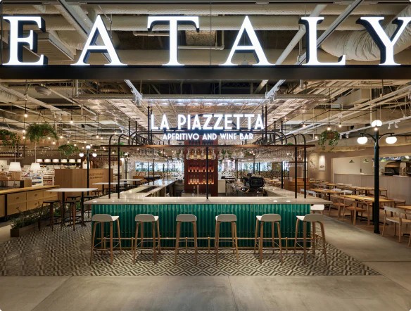 万博 イタリア イータリー EATALY レストラン 神戸 三田 アウトレット