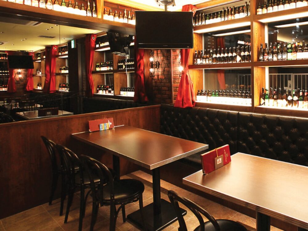 三宮 ベルギー ビール ラピュタ・ザ・フランダーステイル三宮 神戸国際会館前店 カニ 本ズワイガニ 食べ放題 飲み放題 ビュッフェ 