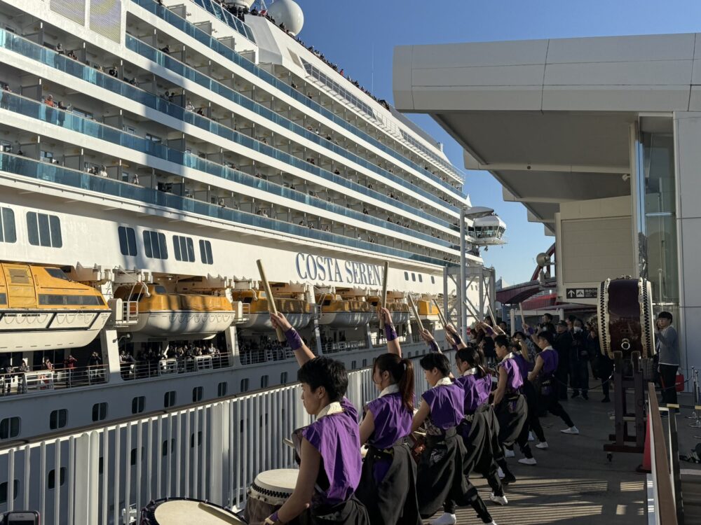 神戸港 入港 クルーズ 出港 イベント 神戸