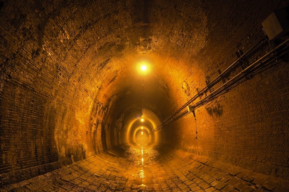 神戸 土木遺産 湊川隧道 立ヶ畑堰堤 烏原貯水池 兵庫運河 見学 写真展