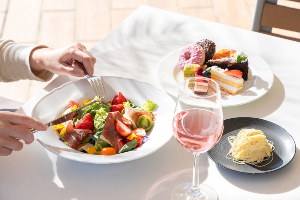 神戸メリケンパークオリエンタル 神戸 ブッフェ いちご ロゼスパークリング ALL FLAGS