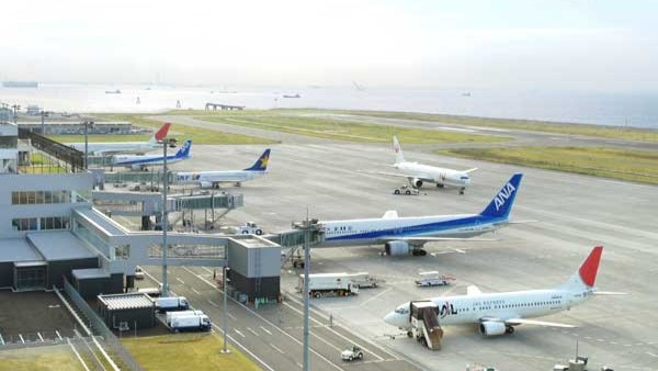 神戸空港 神戸市 特定利用空港 自衛隊 海上保安庁