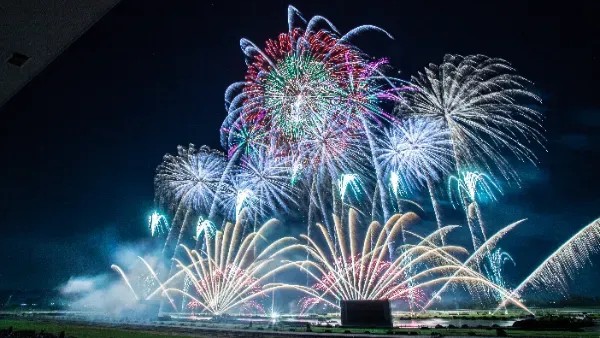 京都芸術花火 花火大会 京都競馬場