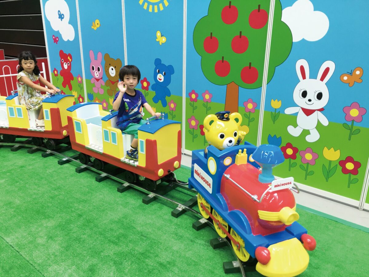 ミキハウスのプッチートレイン