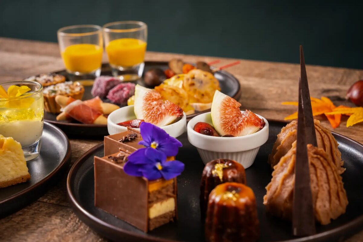 restaurant GRILL TABLEの秋のアフタヌーンティーのスイーツ
