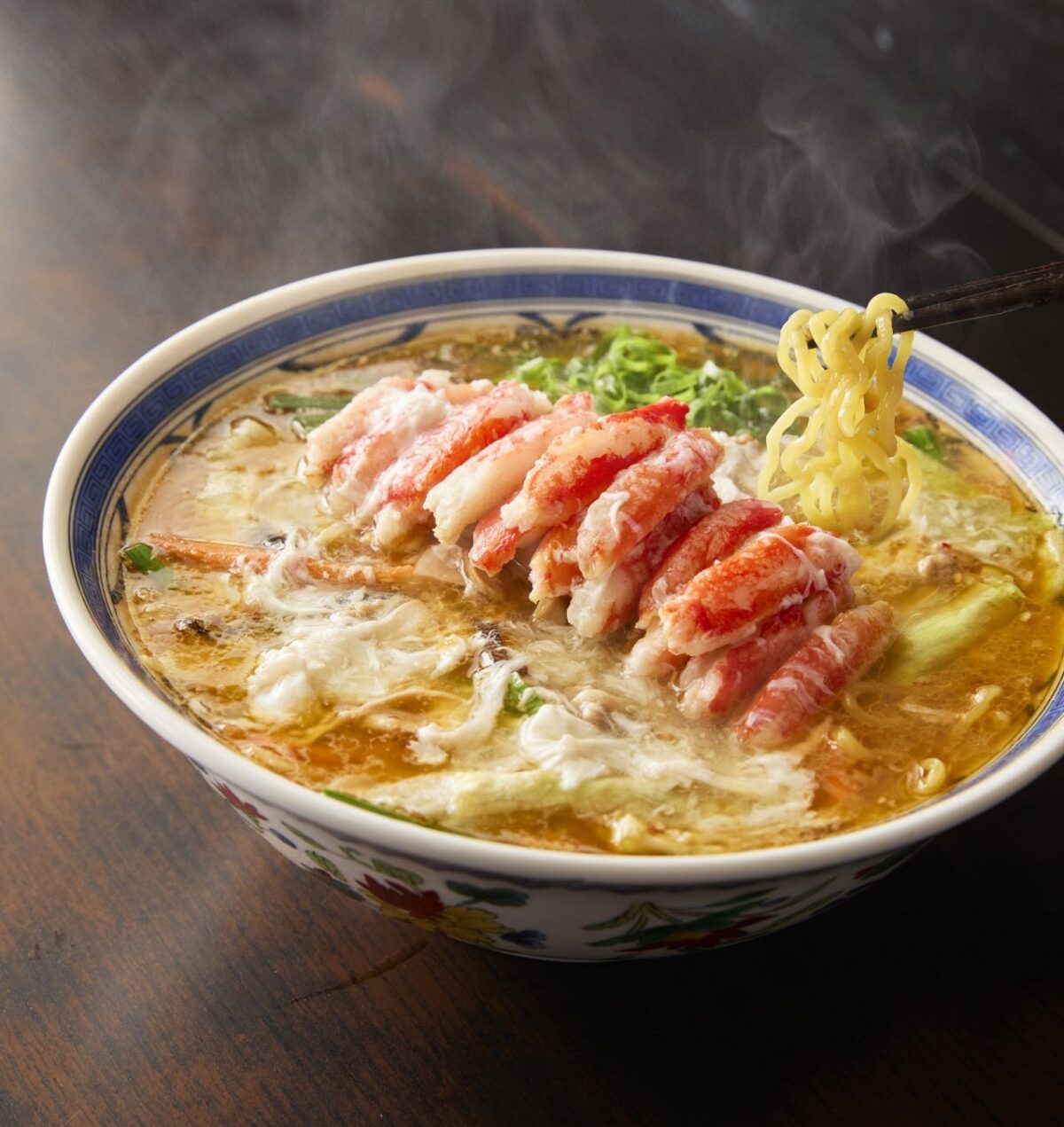 札幌 けやきのカニ入り北の贅沢ラーメン