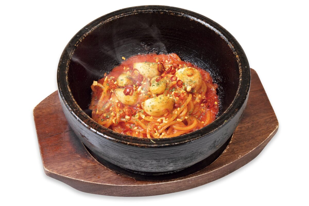 トマトとにんにくの石焼スパゲッティ
