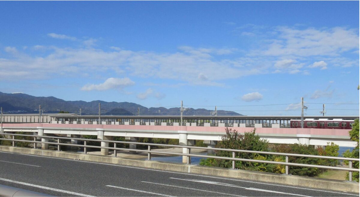 武庫川新駅の完成イメージ(武庫川の橋梁上のホーム)
