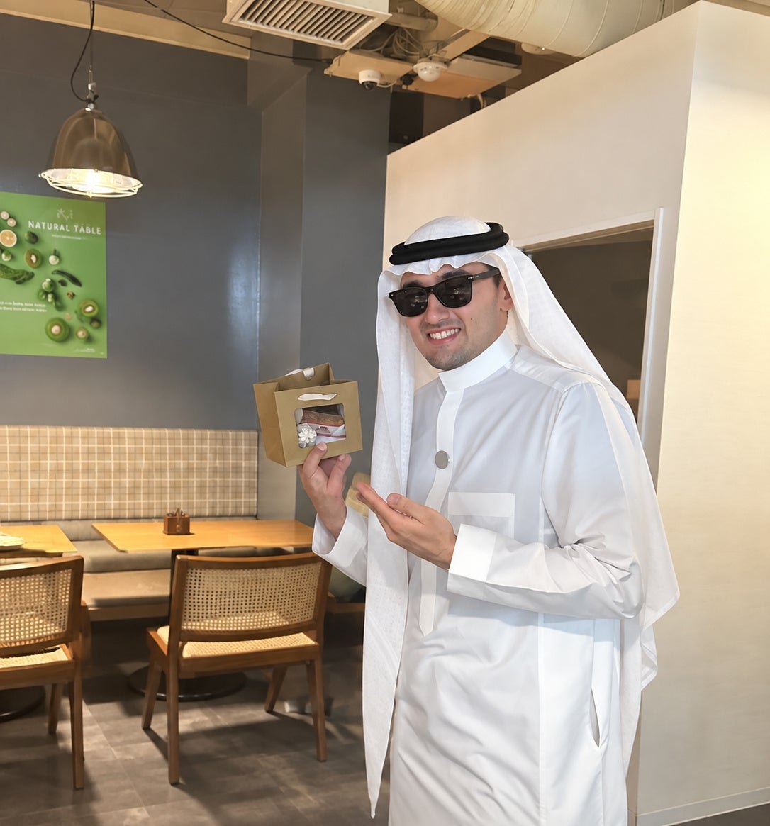 サウジアラビア館で人気を集めたエセ氏