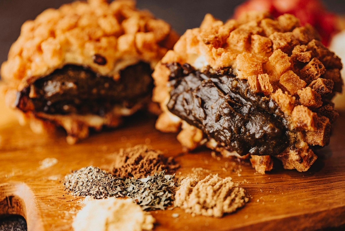 淡路島金賞カレーパン サンハートの金賞淡路牛カレーパン