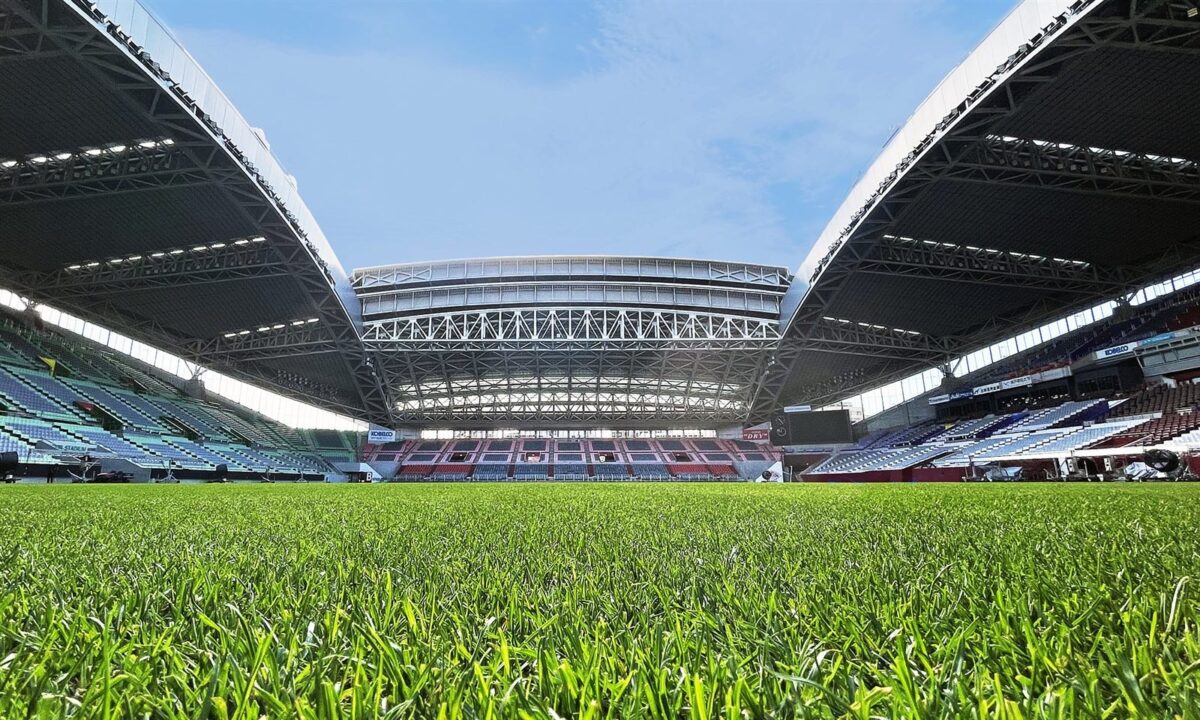 ノエビアスタジアム神戸のピッチ