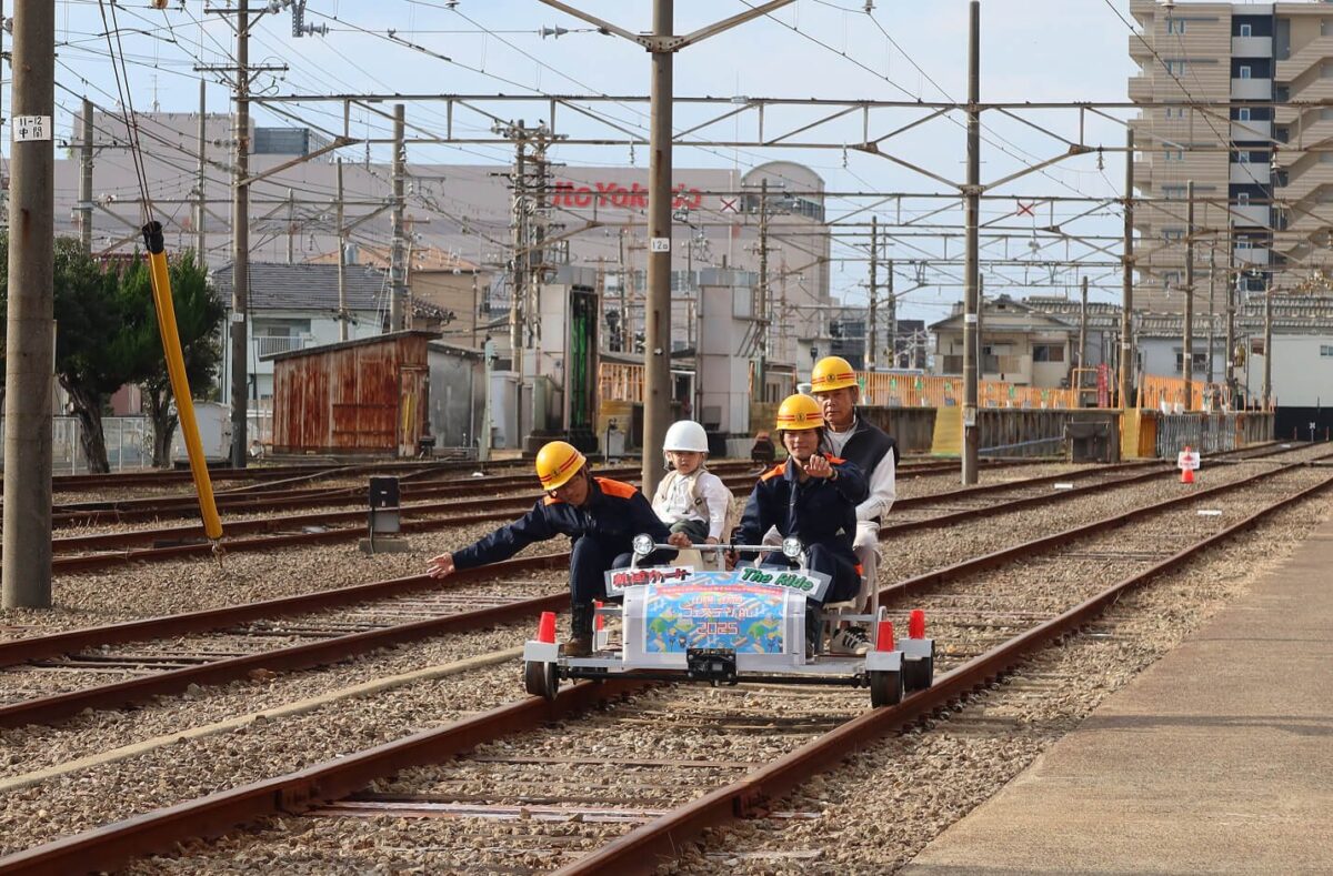軌道カート乗車体験
