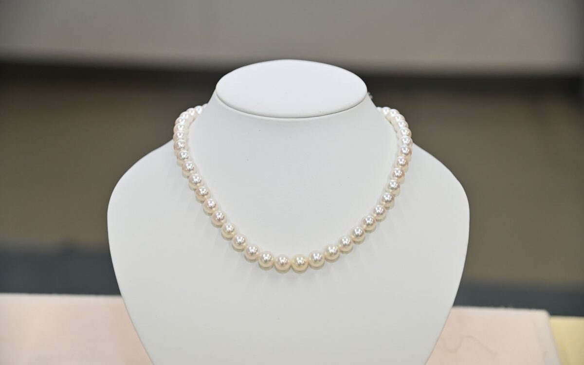 Kobe SUMA PEARLの真珠ネックレス