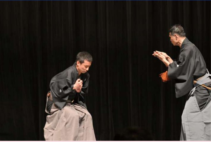 狂言の実演