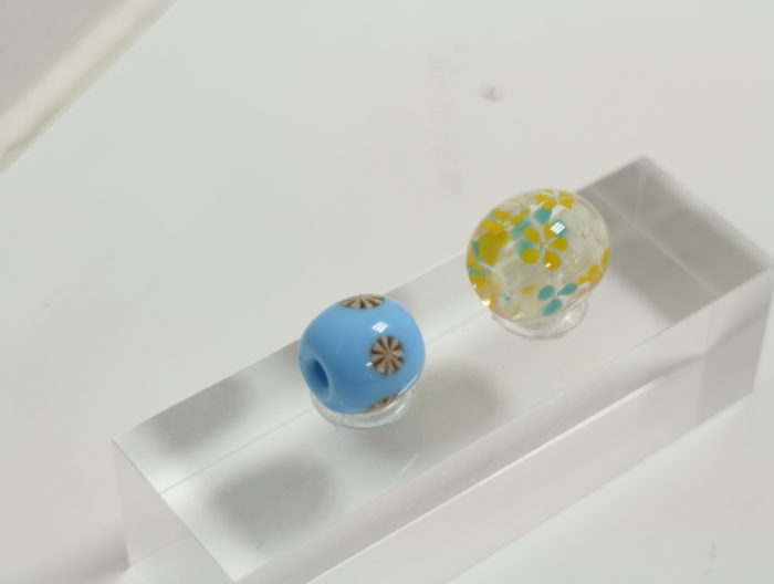 古今東西のガラス工芸品の展示から制作体験まで『KOBEとんぼ玉