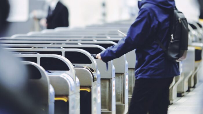 Photo AC 改札 駅 IC